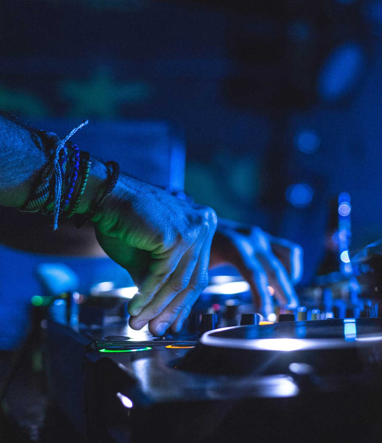 ΥΠΗΡΕΣΙΕΣ-DJ-NIKITAKOS-SOUND-1